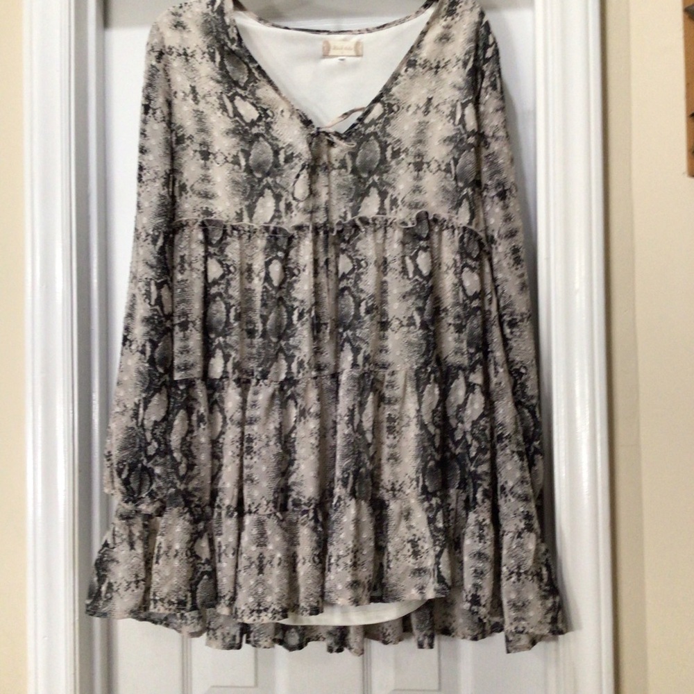 Altar'd State Cream and Black Snake-Print Tiered Tunic